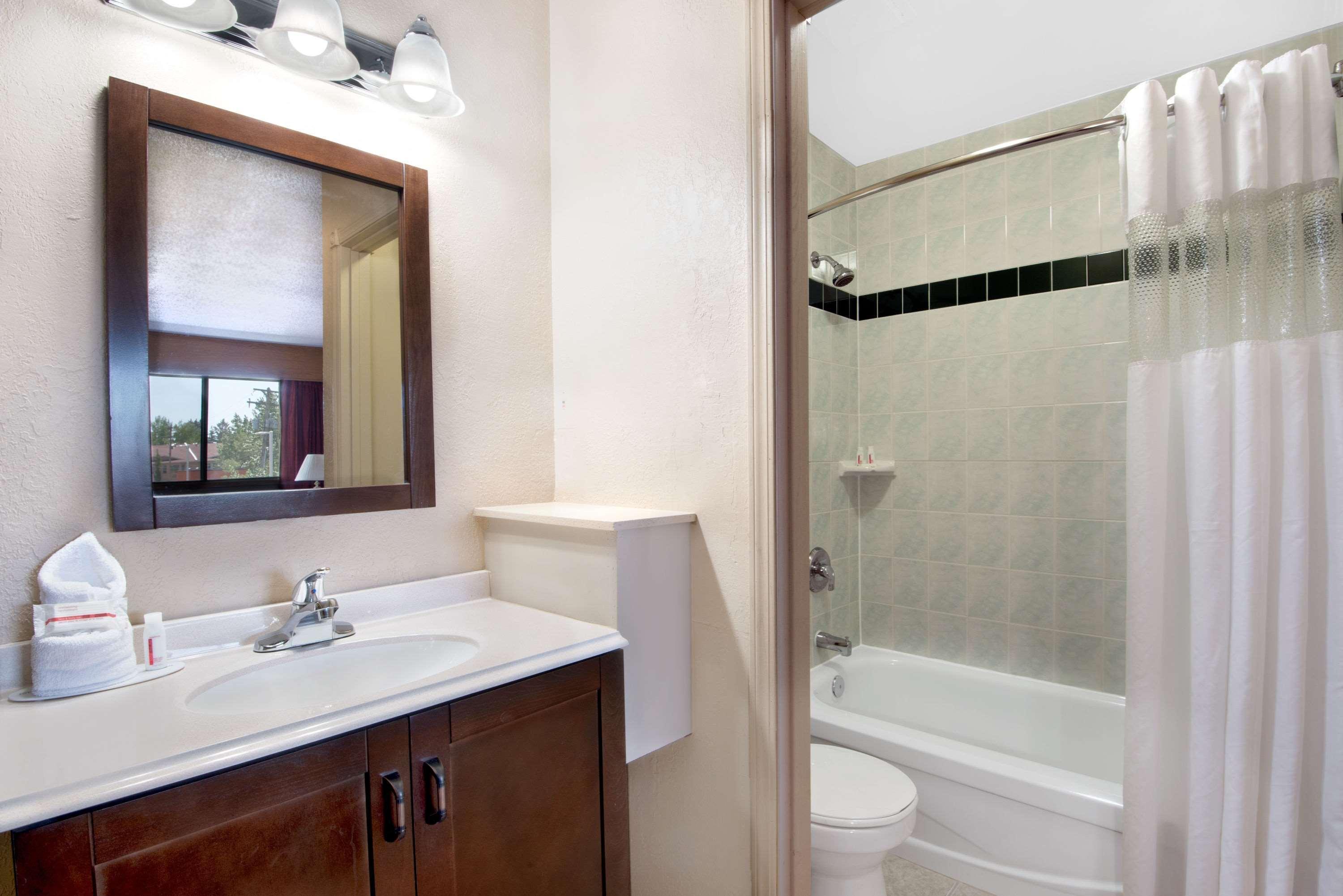 Howard Johnson By Wyndham Red Deer Exteriér fotografie