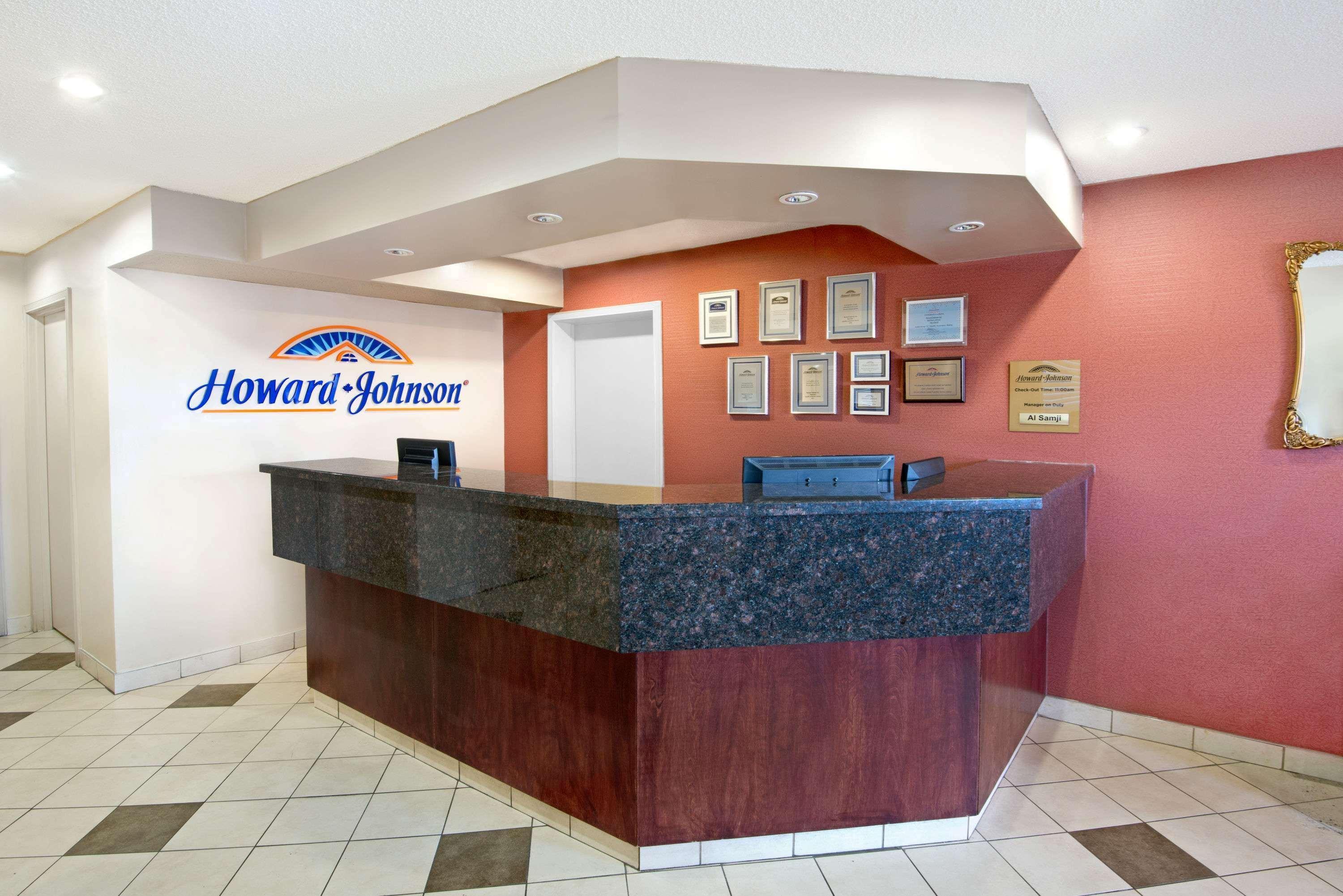 Howard Johnson By Wyndham Red Deer Exteriér fotografie