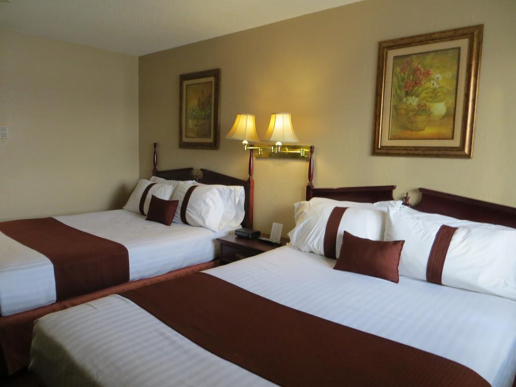 Howard Johnson By Wyndham Red Deer Exteriér fotografie